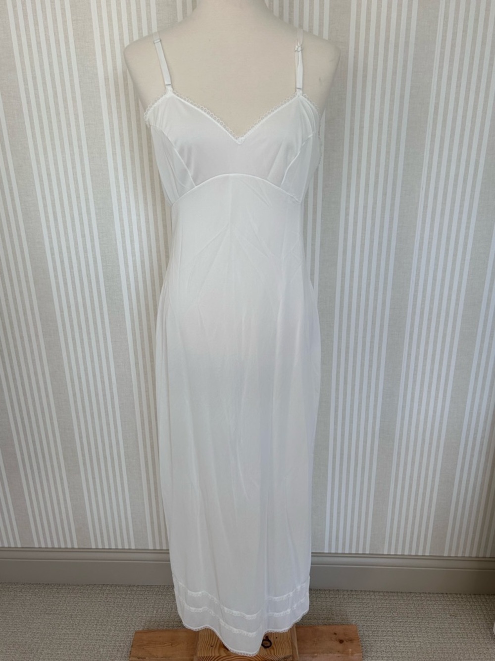 Sears Vintage Nylon Dressing Nightgown Slip Lace Women’s Size 36